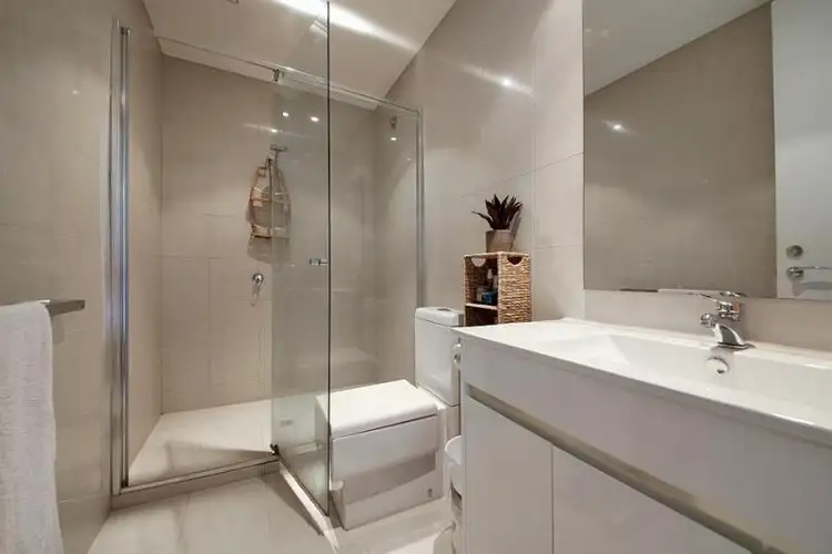 Fourth view of Homely apartment listing, 8/13 Rosstown Road, Carnegie VIC 3163