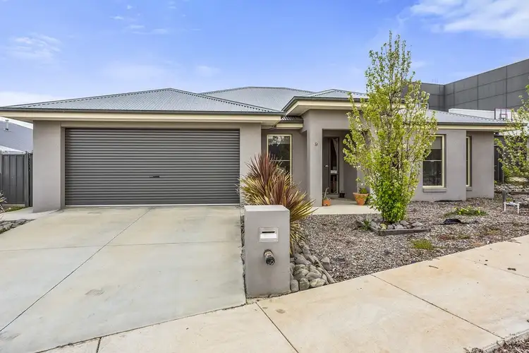 9 Riversdale Avenue, Eaglehawk VIC 3556