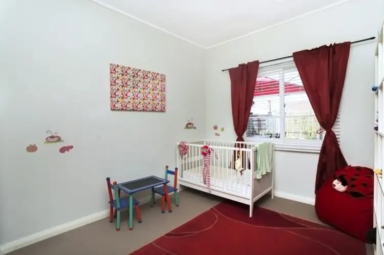 Fifth view of Homely house listing, 8 Nixon Street, Sunshine VIC 3020