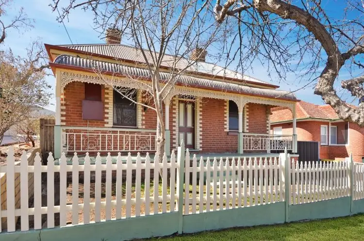 15 Blandford Street, Bathurst NSW 2795