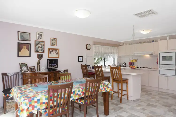 Fifth view of Homely house listing, 15 Fiona Place, Whittlesea VIC 3757