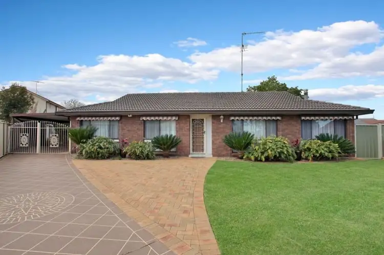 38 Timesweep Drive, St Clair NSW 2759