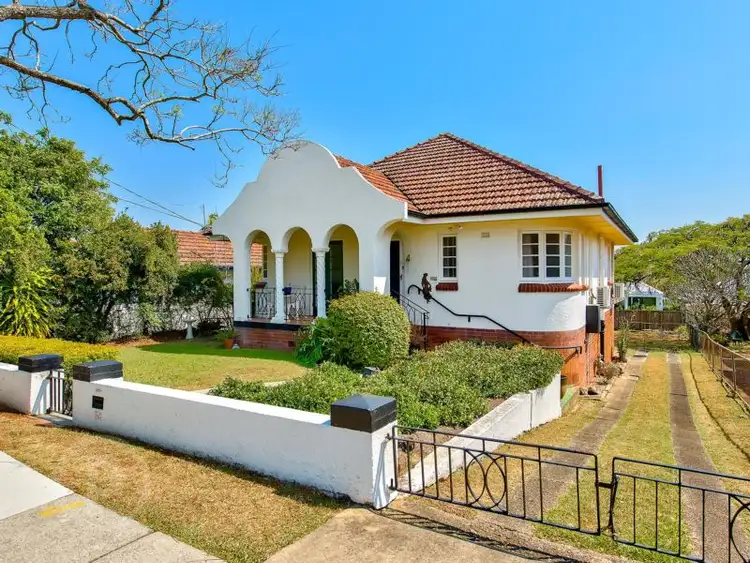 209 Banks Street, Alderley QLD 4051
