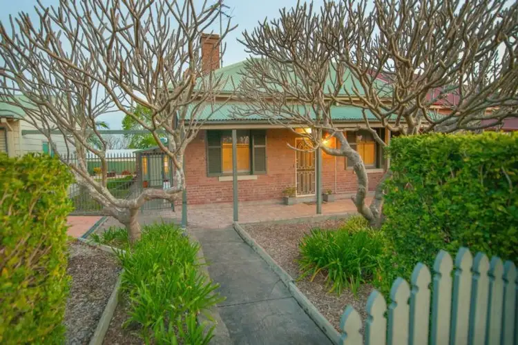 64 High Street, East Maitland NSW 2323
