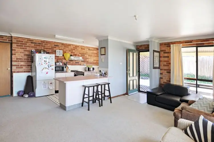 Third view of Homely house listing, 4/41 Lambert Street, Bathurst NSW 2795
