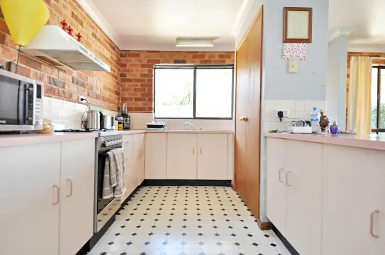 Fifth view of Homely house listing, 4/41 Lambert Street, Bathurst NSW 2795