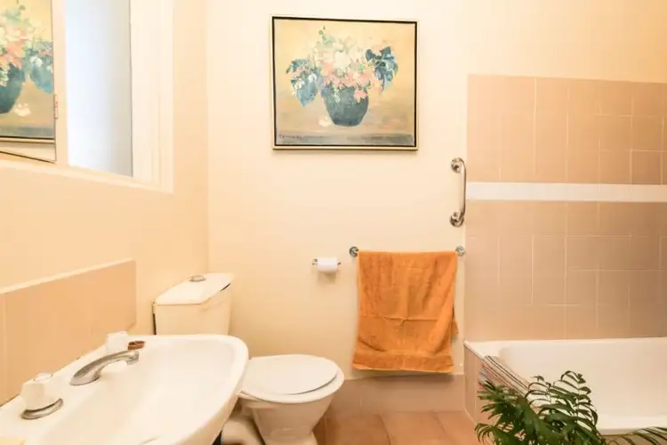 Fourth view of Homely apartment listing, 9/4 Poets Grove, Elwood VIC 3184