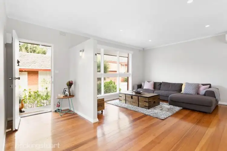Fifth view of Homely unit listing, 2/2 Queens Parade, Ashwood VIC 3147