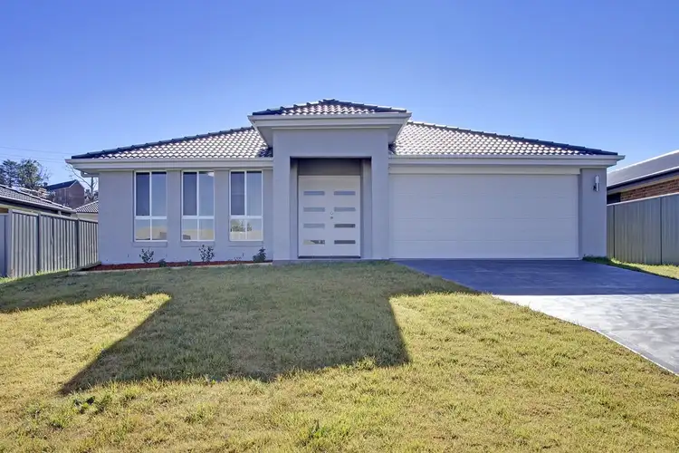 Main view of Homely house listing, 8 Wright Place, Goulburn NSW 2580