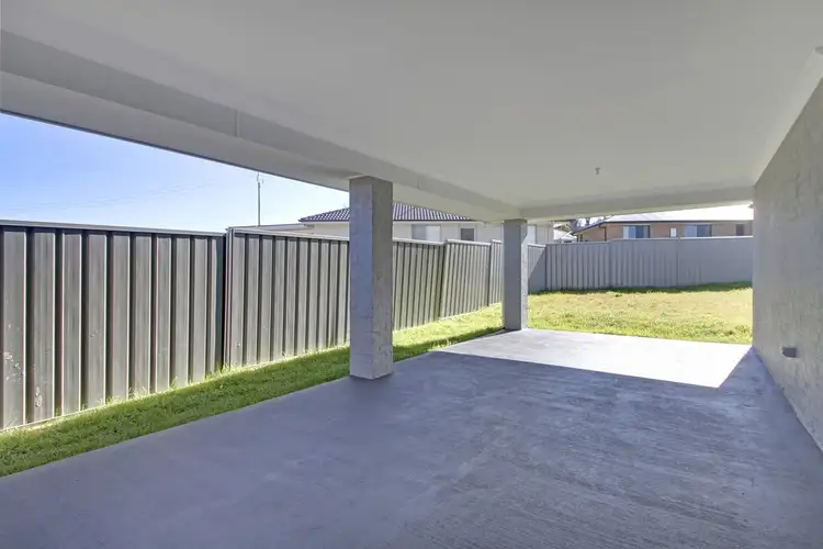 Seventh view of Homely house listing, 8 Wright Place, Goulburn NSW 2580