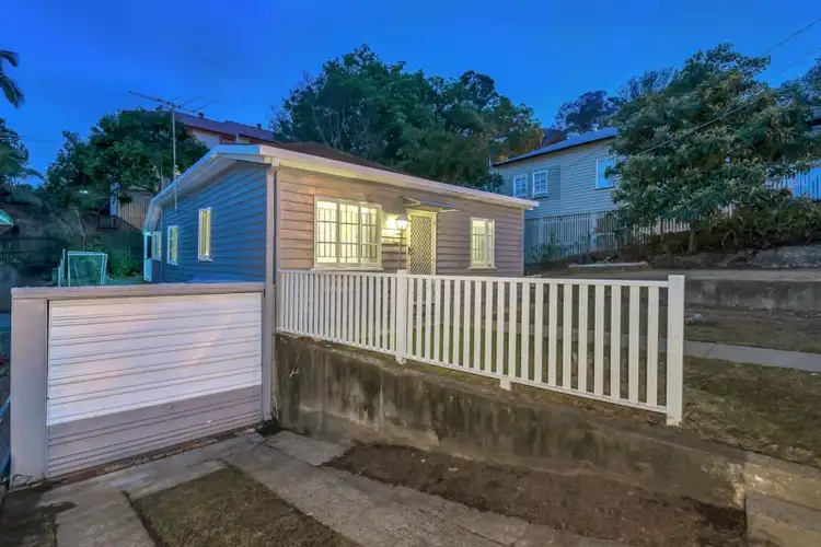 79 Lower Cairns Tce, Paddington QLD 4064