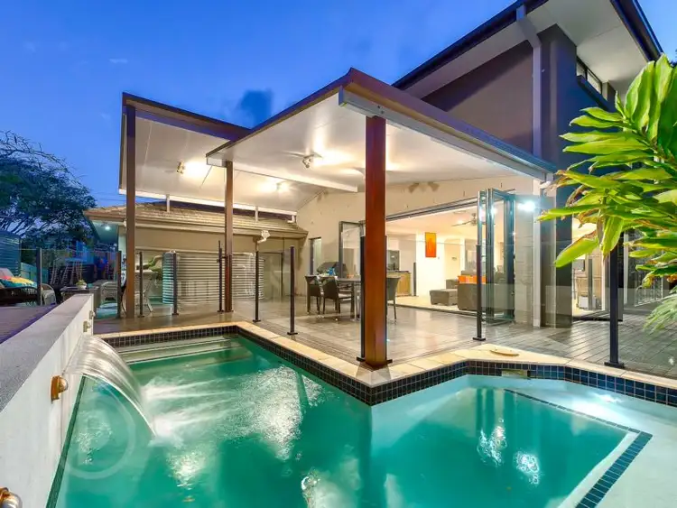 226 Long Street East, Graceville QLD 4075