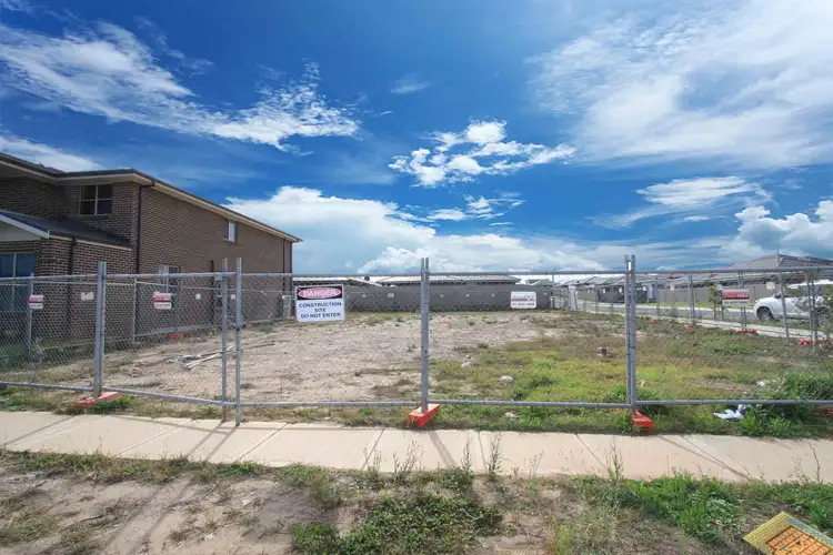 39 Owens Street, Spring Farm NSW 2570
