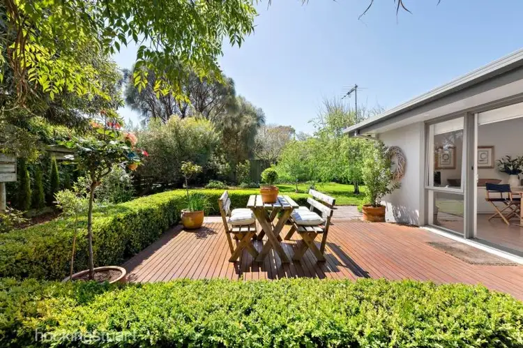6 Denby Avenue, Sorrento VIC 3943