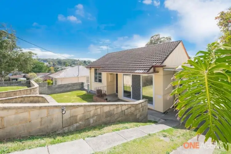 15 Leicester Avenue, Belmont North NSW 2280