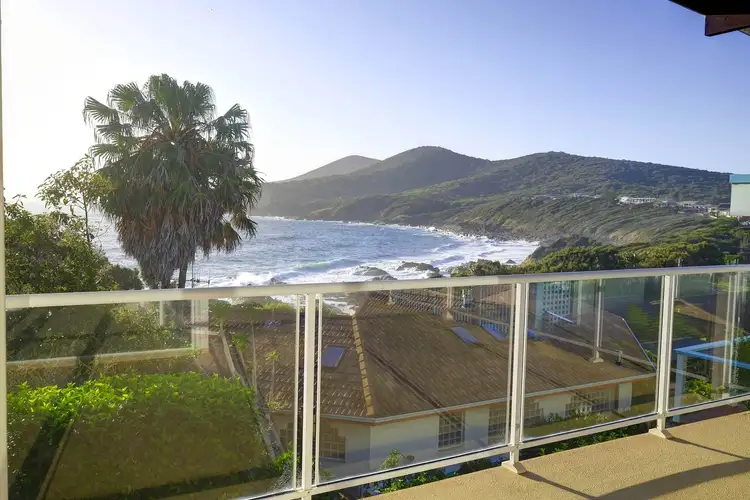 2 Lakeview Crescent, Forster NSW 2428