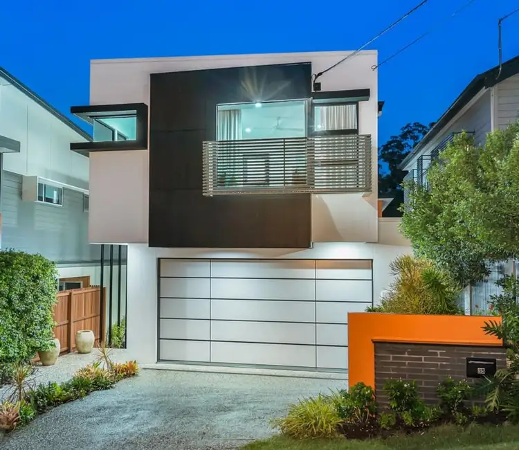 35 Fifth Ave, Bardon QLD 4065