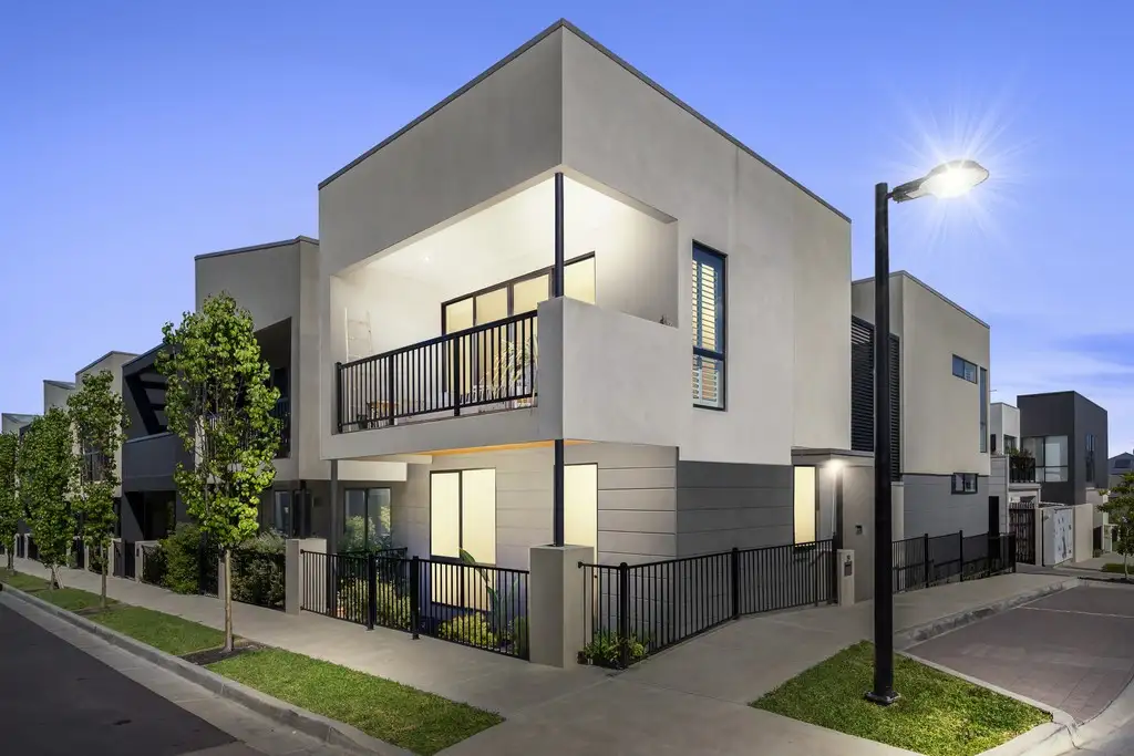 Main view of Homely townhouse listing, 19 Pixel Circuit, Coburg North VIC 3058