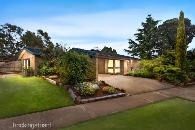 7 Dianne Place, Melton West VIC 3337