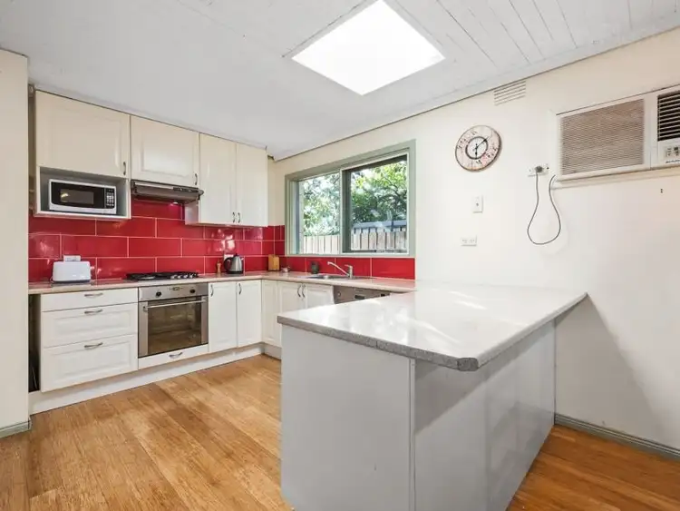 1 Dava Court, Ferntree Gully VIC 3156