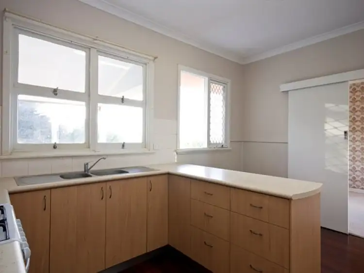 Fourth view of Homely house listing, 5 Hay Street, Mount Clarence WA 6330
