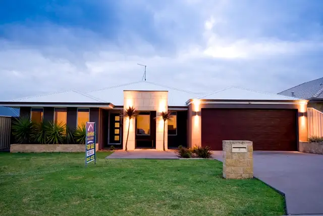 3 Stoddart Corner, McKail WA 6330