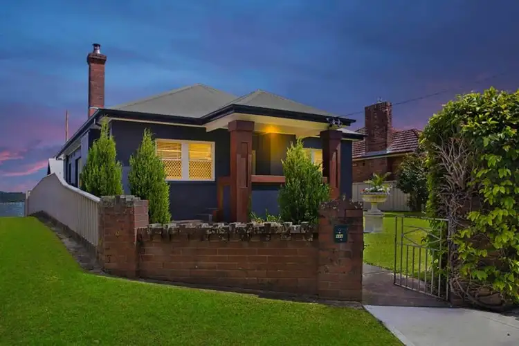444 Brunker Road, Adamstown Heights NSW 2289