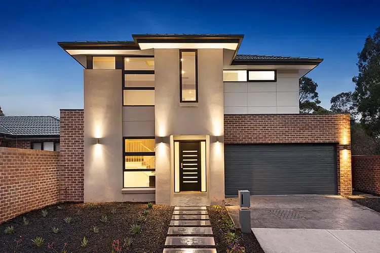 Main view of Homely house listing, 2/15 Hawtin Street, Templestowe VIC 3106