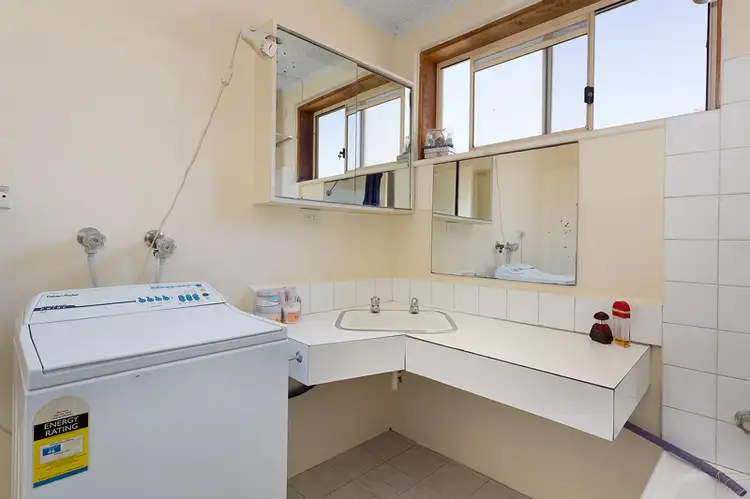 Fourth view of Homely apartment listing, 15/97 Raleigh Road, Maribyrnong VIC 3032
