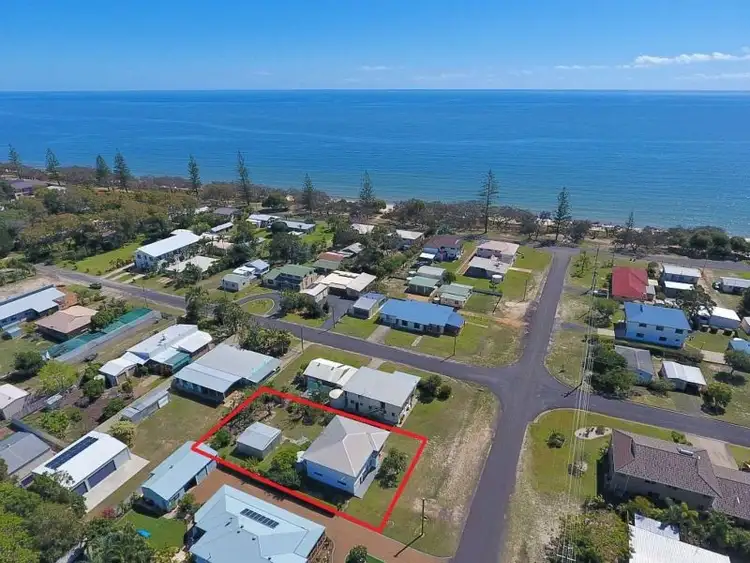 7 Fifth Avenue, Woodgate QLD 4660