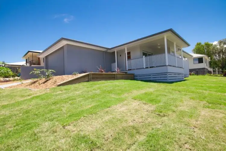 1 Gardner Place, Silkstone QLD 4304