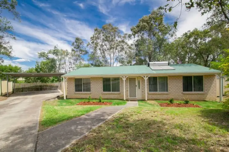 4 Barry Wallace Place, Churchill QLD 4305