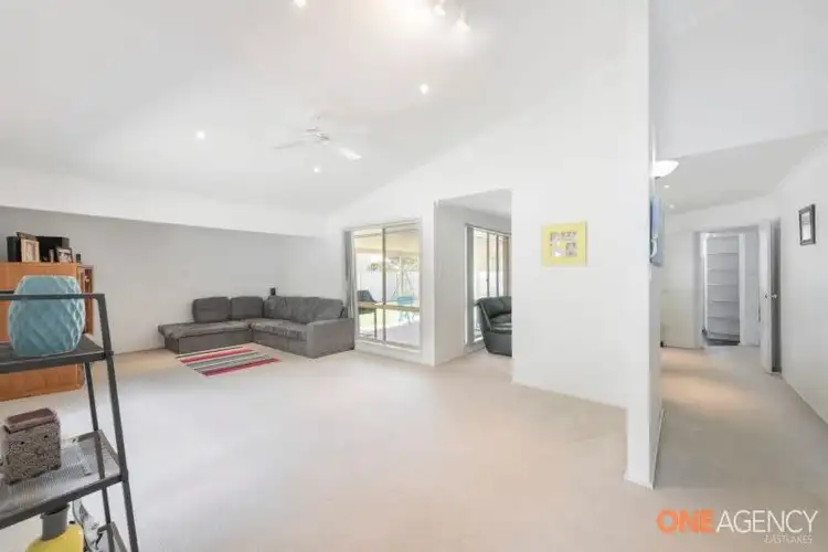 Fifth view of Homely house listing, 86 Silky Oak Drive, Caves Beach NSW 2281