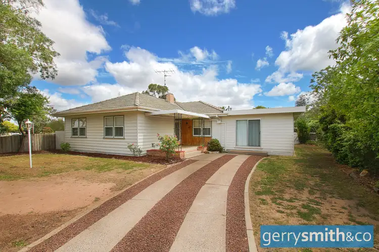 6 Kalimna Avenue, Horsham VIC 3400
