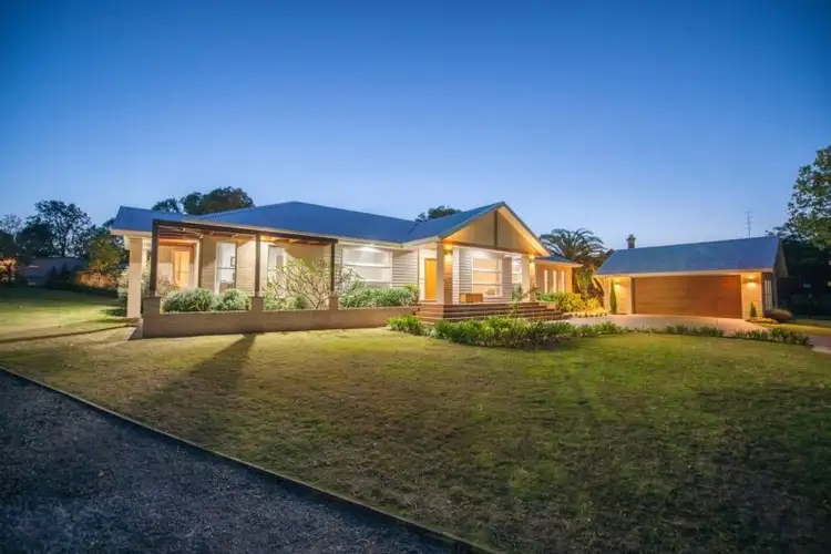 19 Largs Avenue, Largs NSW 2320