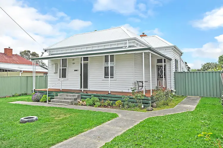 5 Speke Street, Beaufort VIC 3373