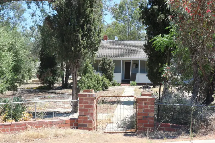 1 Clifford Street, York WA 6302