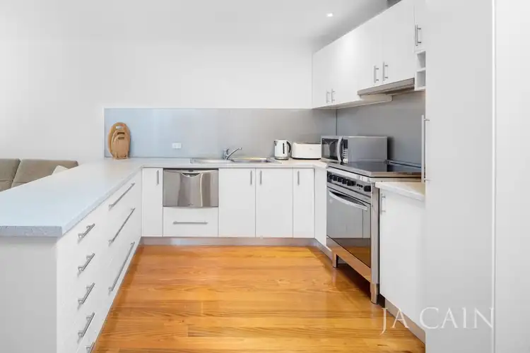 Fourth view of Homely house listing, 5/38 Livingstone Close, Burwood VIC 3125