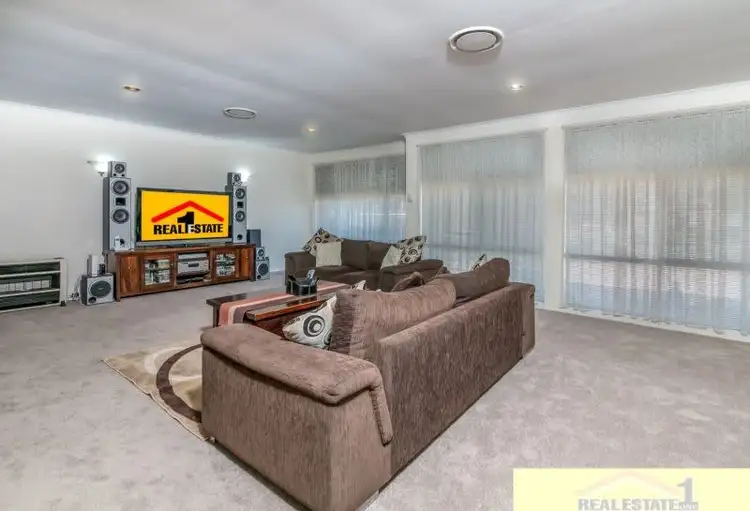 Fifth view of Homely house listing, 5 Avon Place, St Clair NSW 2759
