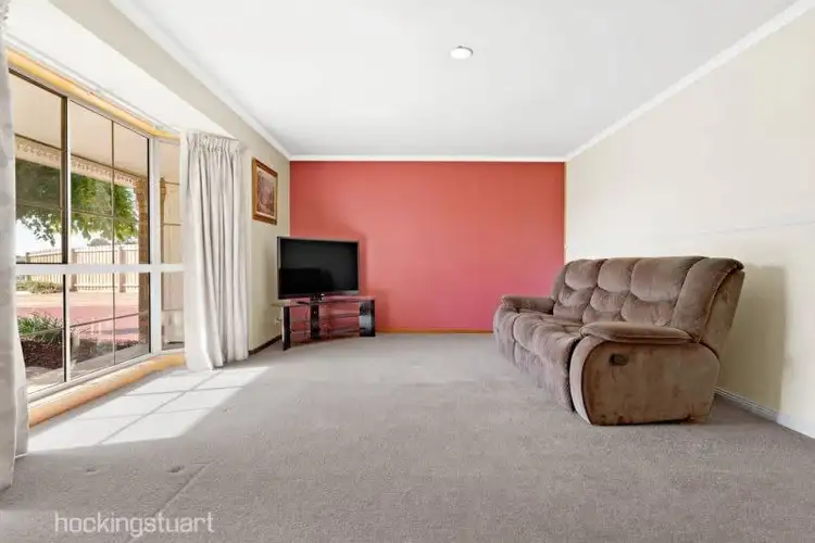Fifth view of Homely house listing, 2 Ernest Close, Melton West VIC 3337