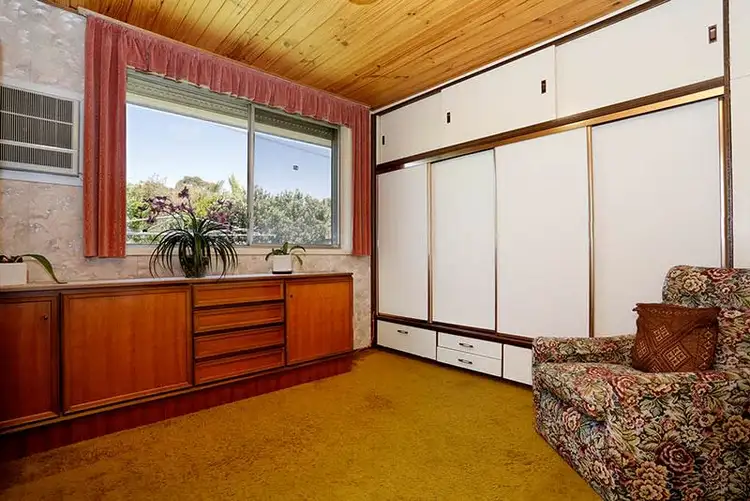 Sixth view of Homely house listing, 8 Redfern Crescent, Mulgrave VIC 3170