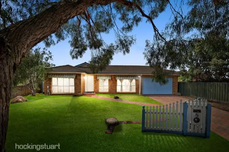 8 Lara Place, Melton West VIC 3337