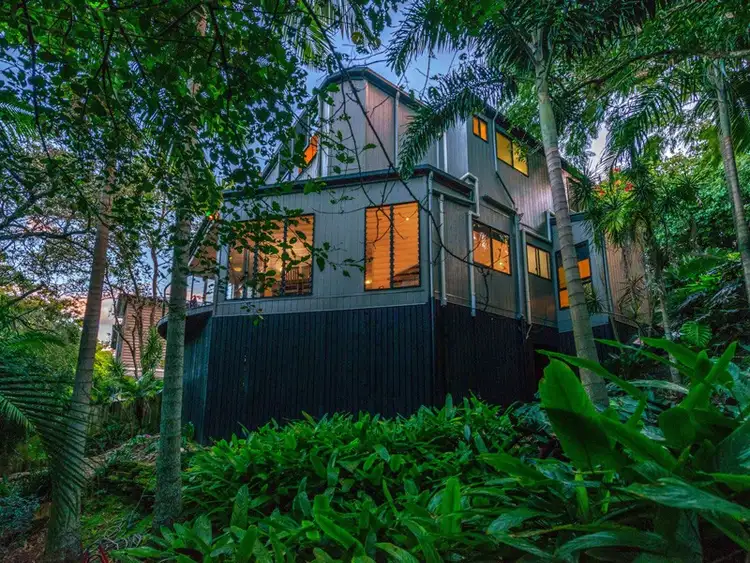 24 Siemon St, Auchenflower QLD 4066