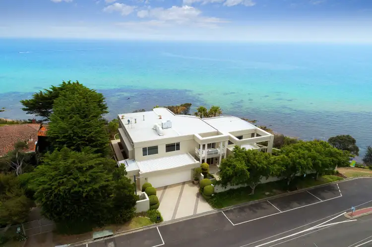 2-4 Kunyung Road, Mount Eliza VIC 3930