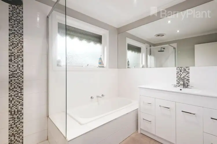Sixth view of Homely house listing, 33 Winnetka Drive, Lilydale VIC 3140