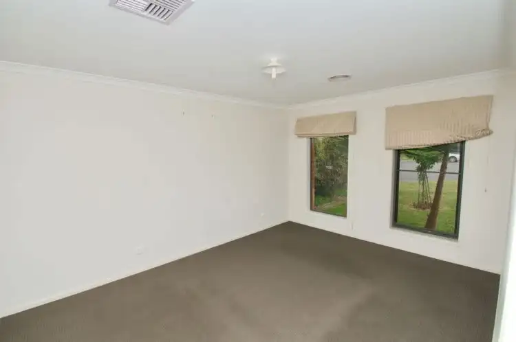 Fifth view of Homely house listing, 11 Wooloona Court, Wangaratta VIC 3677