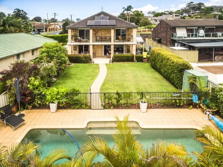 43 Village Rd, Saratoga NSW 2251
