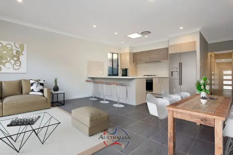 2/57 Corio Drive, St Clair NSW 2759