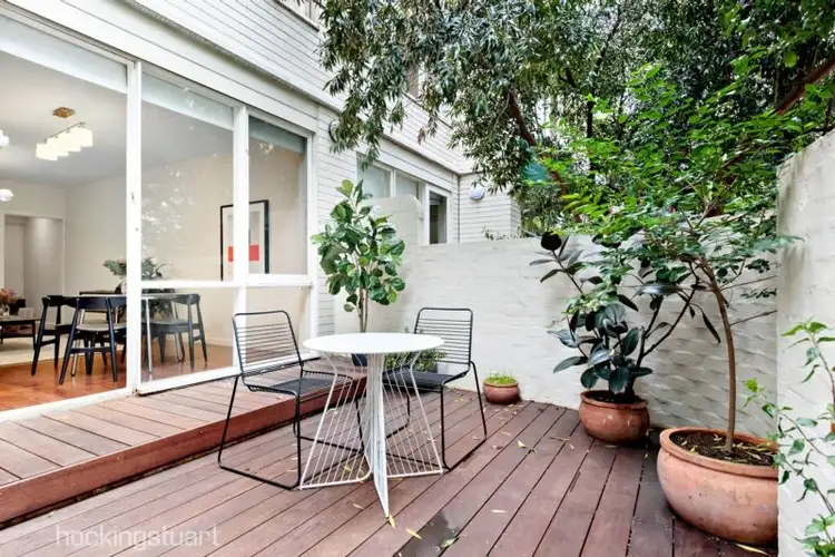 386 Toorak Road