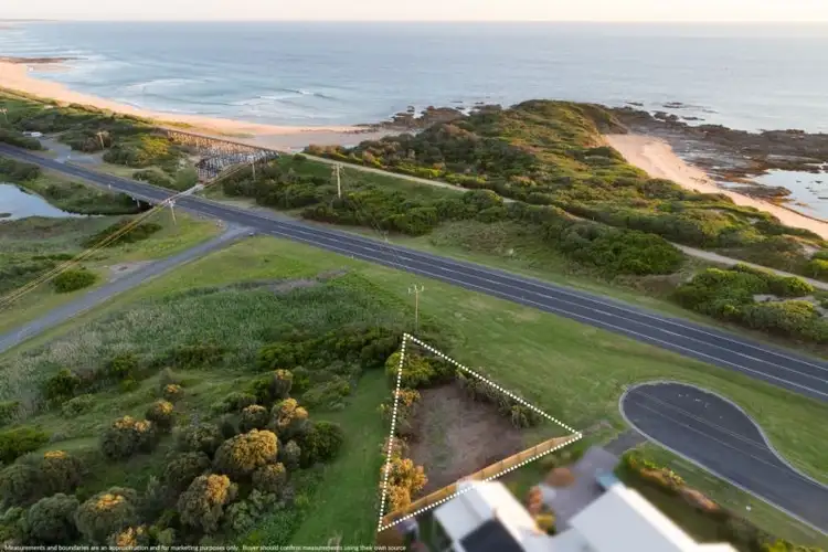 2/3587 Bass Highway, Kilcunda VIC 3995